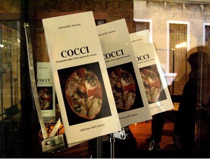 Libro 'Cocci' esposti alla Torre Civica di Mestre