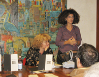 Introduzione di Isabella Sevanato con Antonella Barina (foto Simonetta Borrelli)