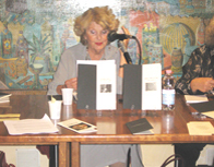 Maria Pia Colonnello, attrice, legge alcuni brani dal racconto Voglio tornare com'ero - (foto Simonetta Borrelli) 