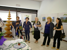 presentazione di 'Alberi - 10 anni di poesie' foto di Eligio Leschiutta