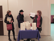 Antonella Barina mostra il suo libretto n° 40