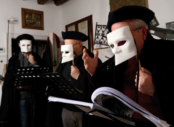 attori maschere