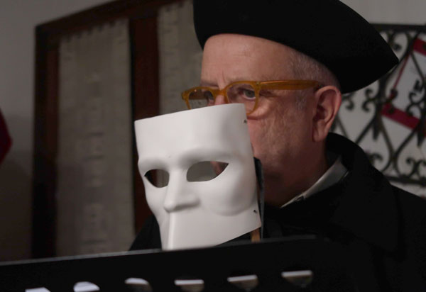 attore maschera